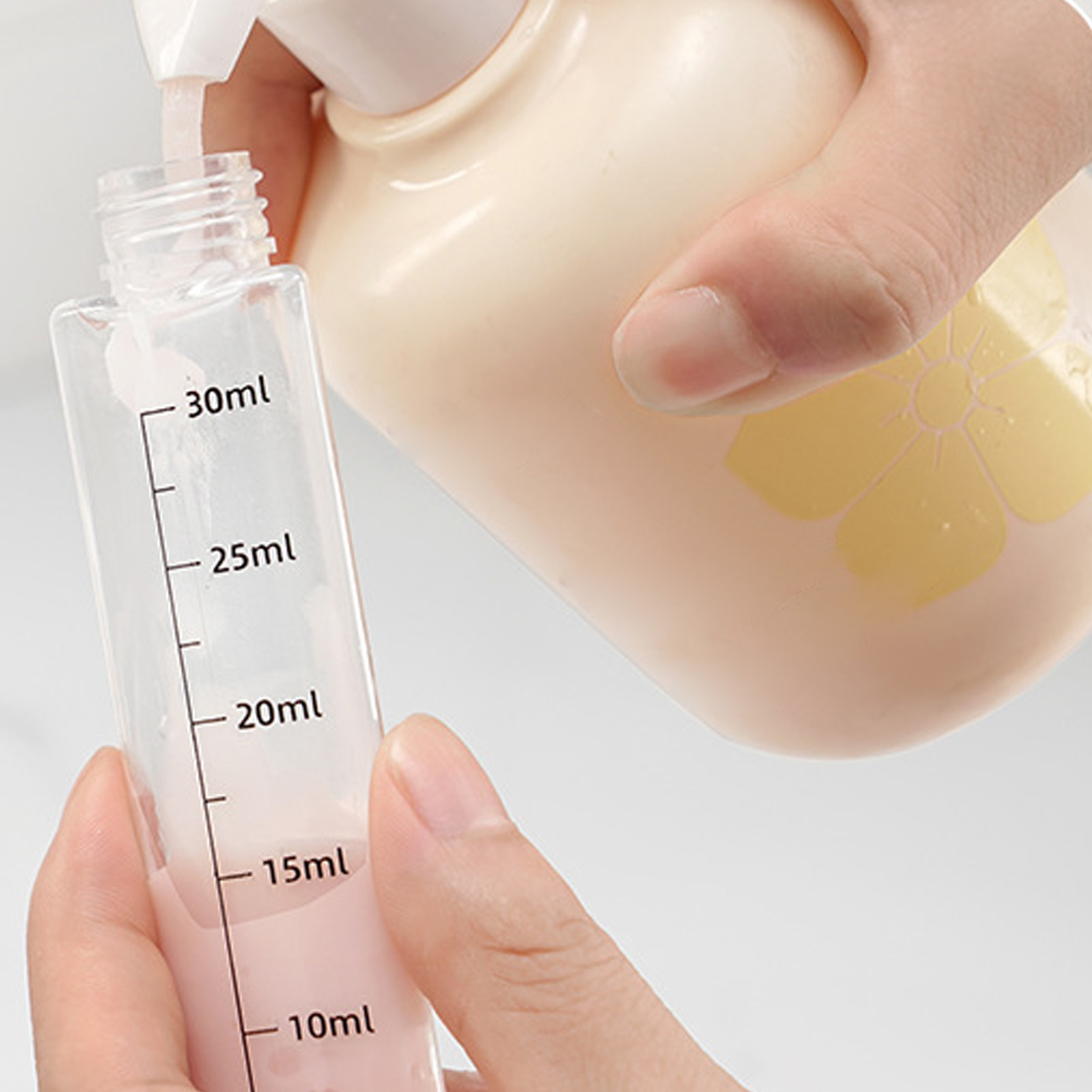 4-in-1 Travel Liquid Dispenser - Gel Refill Pack 리뷰 및 가격